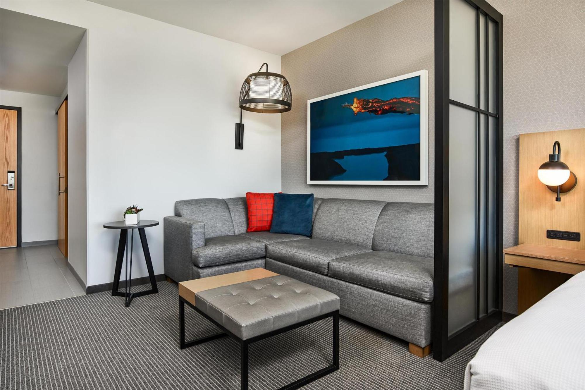 Hyatt Place Pena Station/Denver Airport Eksteriør billede